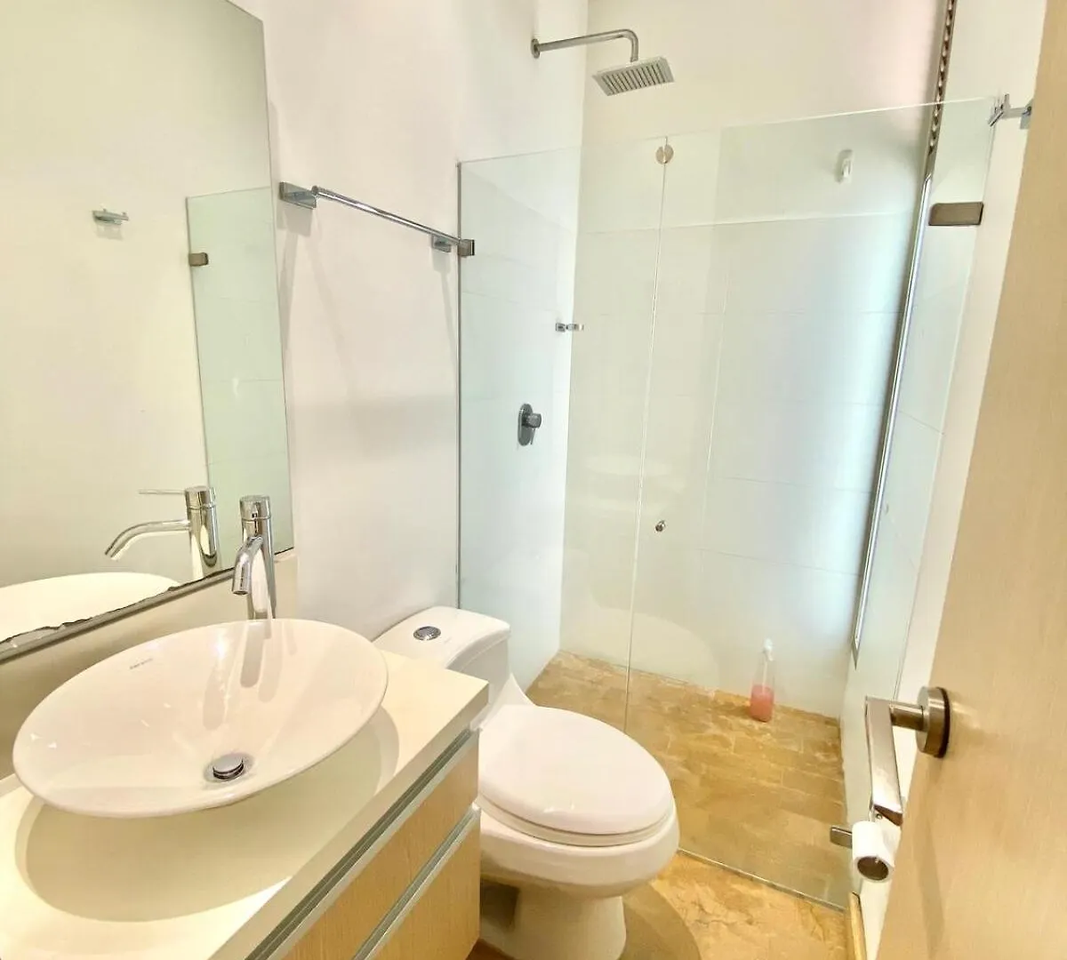 Luxury 3 Bedroom Apartment In Provenza Medellín