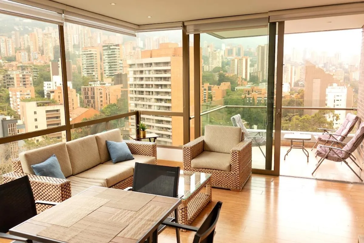 Luxury 3 Bedroom Apartment In Provenza Medellín