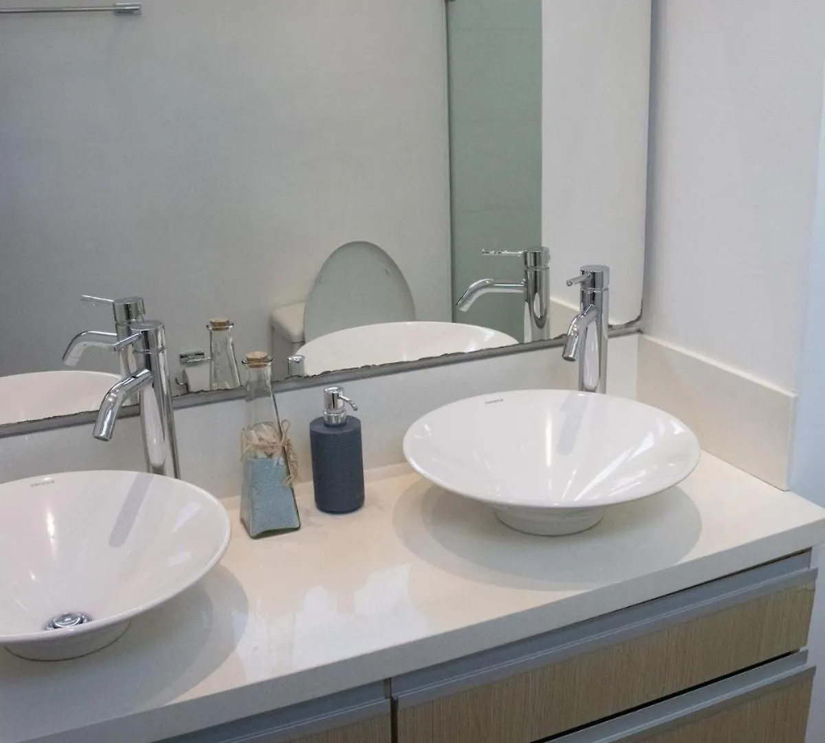 Luxury 3 Bedroom Apartment In Provenza Medellin